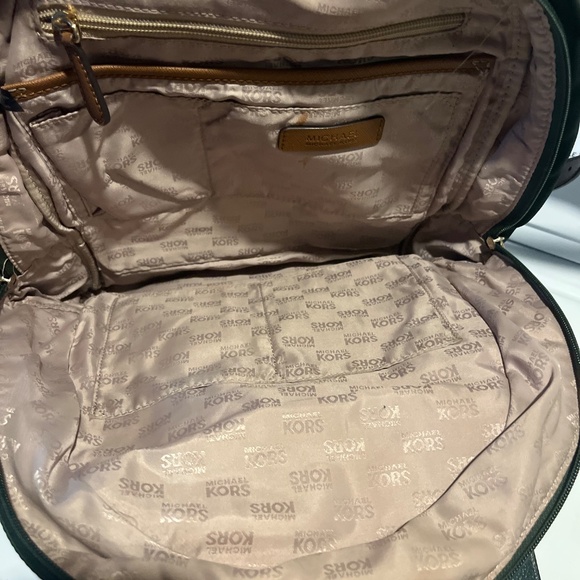 Michael kors backpack and wallet - Picture 5 of 6